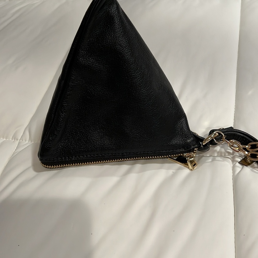 Adorable Triangular Wristlet - Picture 6 of 6